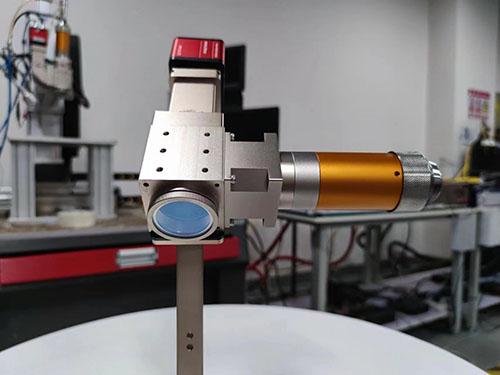 High Precision QCW Spot Laser Welding Machine Small Focal For Industrial